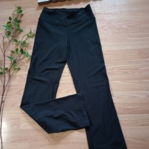 🌿🍒 Nike Dry -Fit black women's pants size Small 🍒🌿
